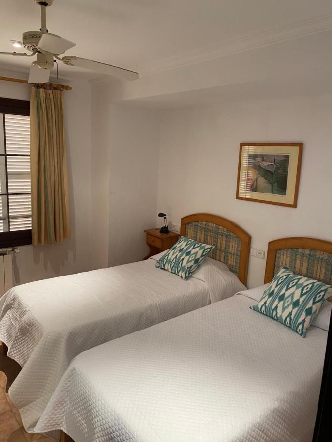 Hostal Restaurante Cala Cala Figuera  Kültér fotó